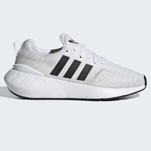 Adidas Swift Run Sneakers